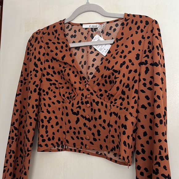 Windsor Animal Print Blouse Longsleeve Top - Picture 2 of 4
